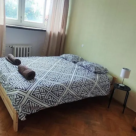 Rynek - Nowy Targ فروتسواف
